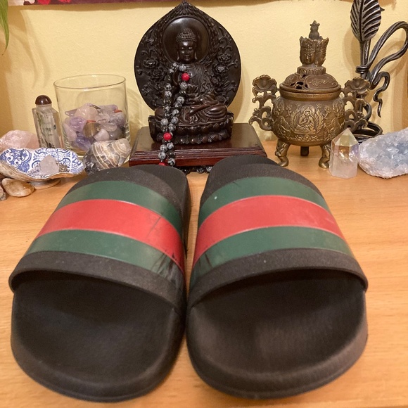 Gucci Pursuit 72 Pool Slides Slip-on Black Sandals Flip Flops Size 8M/9.5W - Picture 3 of 14